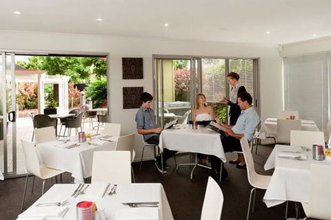 Rocklea International Hotel - Hotel VIC 8
