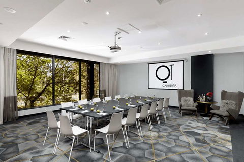 QT Canberra - Hotel VIC 8