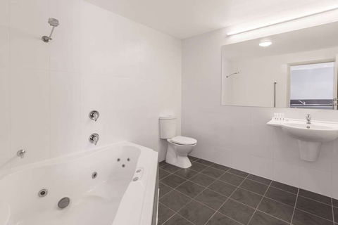 Travelodge Hobart Airport - Hotel VIC 9
