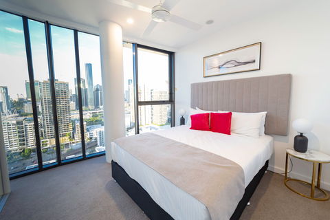Arise Brisbane One - Hotel VIC 1