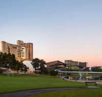 Eos by SkyCity - Hotel VIC