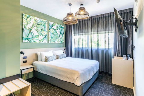 Nightcap At Commercial Hotel - Hotel VIC 8