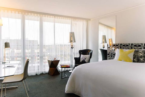 QT Canberra - Hotel VIC 4