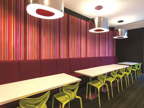 Travelodge Melbourne Docklands - Hotel VIC 17