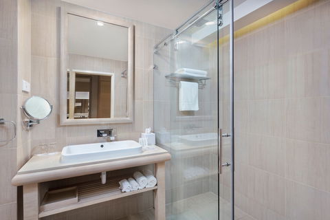 Crowne Plaza Alice Springs Lasseters - Hotel VIC 3