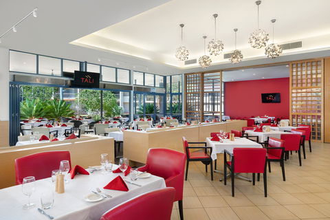 Crowne Plaza Alice Springs Lasseters - Hotel VIC 9