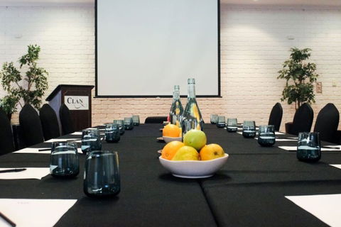 The Clan Lakeside Lodge - Hotel VIC 2