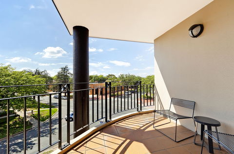 Astra Apartments The Griffin - Hotel VIC 9