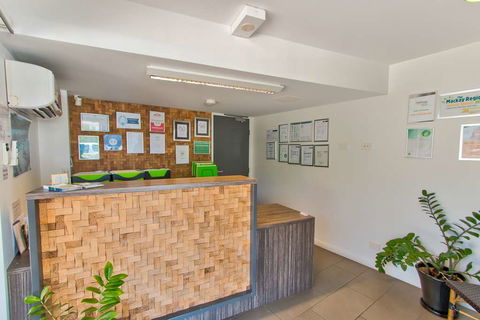 Mackay Oceanside Central Hotel - Hotel VIC 2