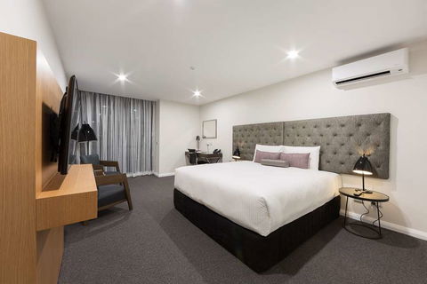 Avenue Hotel Canberra - Hotel VIC 2