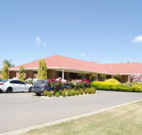 Pines Country Club Motor Inn - Hotel VIC