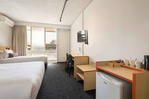 Nightcap At Waltzing Matilda Hotel - Hotel VIC 3