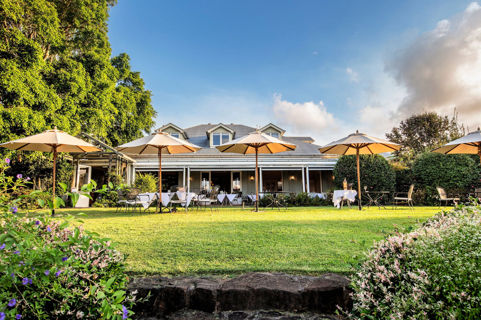 Cooloolabin QLD Hotel VIC