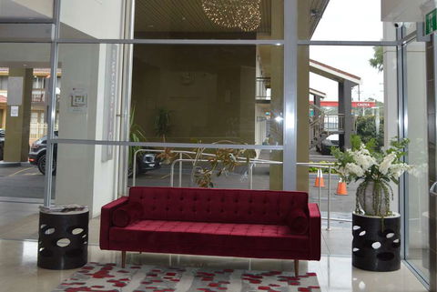 Ramada Hotel & Suites Sydney Cabramatta - Hotel VIC 2