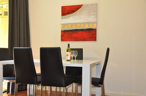 RNR Apartments, Adelaide - Hotel VIC 2