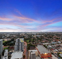 Astra Apartments Parramatta - Skyrise - Hotel VIC