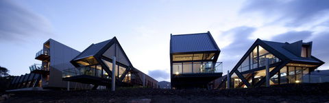 Mona Pavilions - Hotel VIC 1