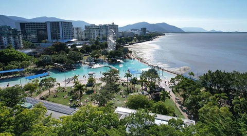 Pacific Hotel Cairns - Hotel VIC 0