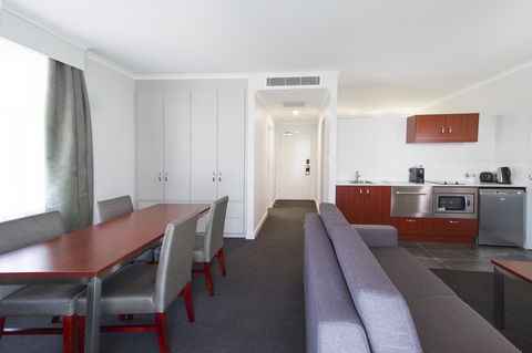 Abode Narrabundah - Hotel VIC 7
