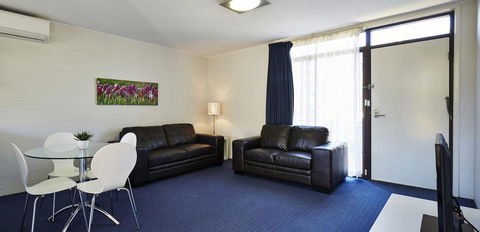 Manuka Park Serviced Apartments - Hotel VIC 32