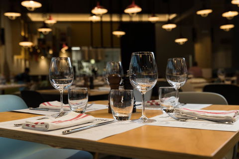 Atura Adelaide Airport - Hotel VIC 19