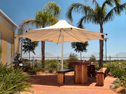 Majestic Oasis Apartments - Hotel VIC 6