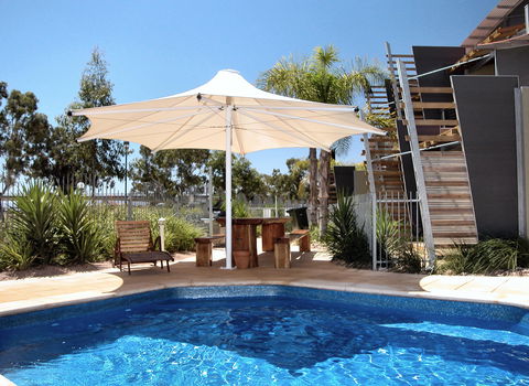 Majestic Oasis Apartments - Hotel VIC 5