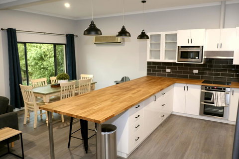 The Purple Door On Seaview - Hotel VIC 2