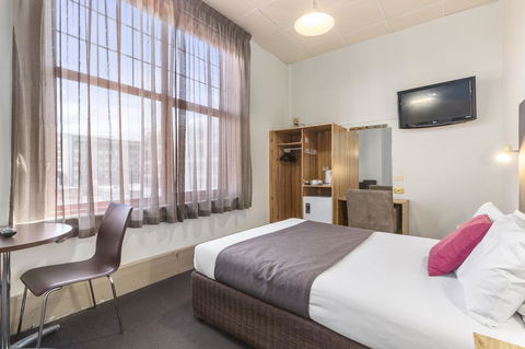 Adelaide Paringa - Hotel VIC 3