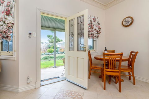 Barossa Vineyard Cottages - Hotel VIC 19