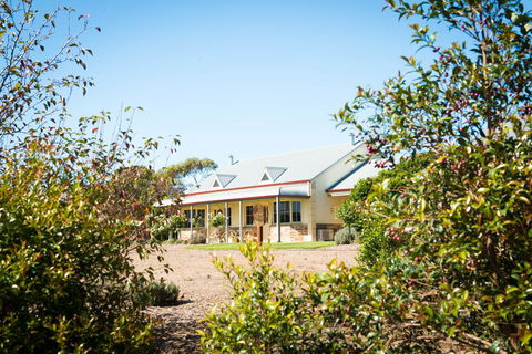 Barossa Vineyard Cottages - Hotel VIC 2