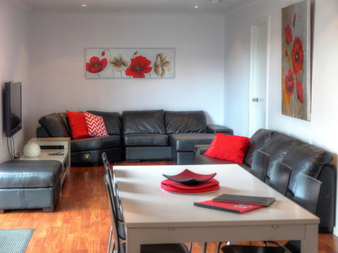 Home On Torrens - Hotel VIC 24