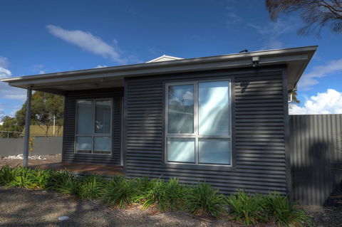 Home On Torrens - Hotel VIC 25
