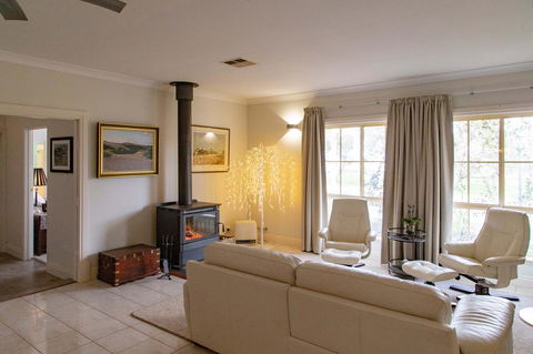 Angaston House - Hotel VIC 5