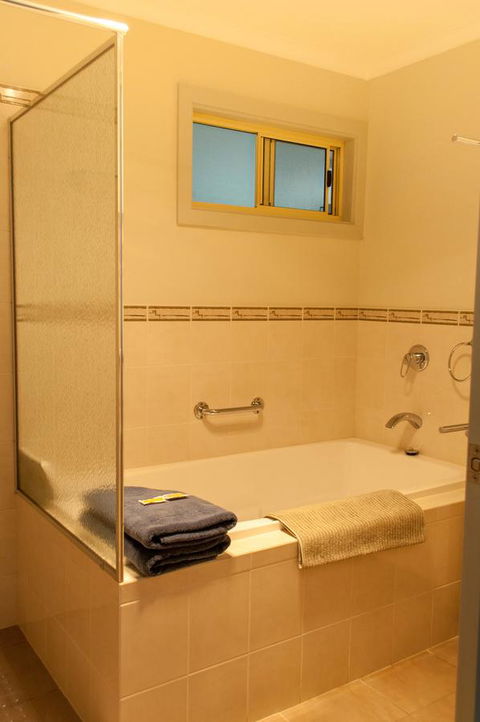 Admirals Inn - Hotel VIC 20