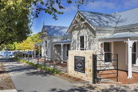 Book Mount Barker Accommodation Vacations Hotel VIC Hotel VIC