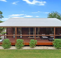 The Log Cabin - 47 Jetty Road - Hotel VIC