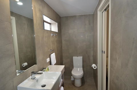 105 On The Park - Hotel VIC 13