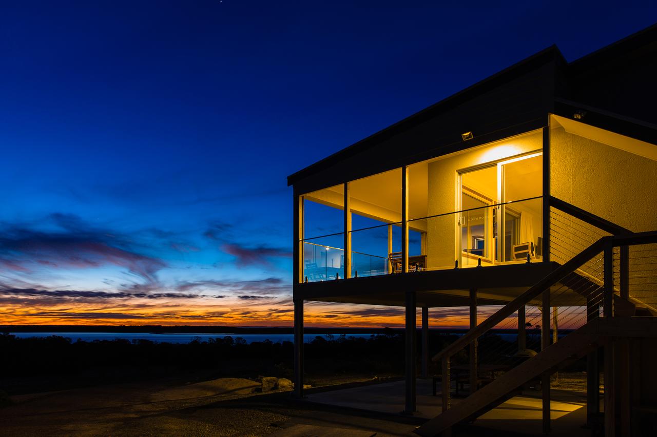 Mount Dutton Bay SA Hotel VIC