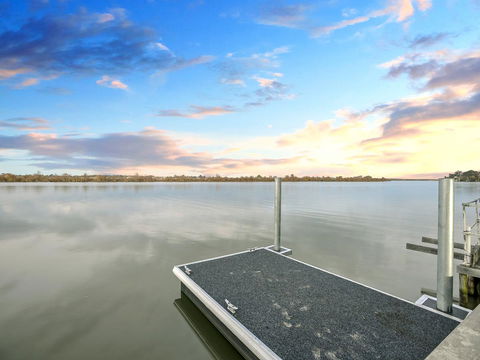 Muse On The Murray - Hotel VIC 4
