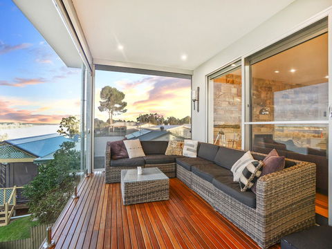 Muse On The Murray - Hotel VIC 29