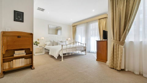 GOUGER 265 - Hotel VIC 12