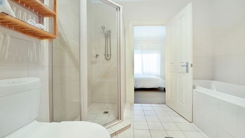 GOUGER 265 - Hotel VIC 11