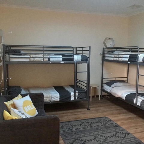 KI Dragonfly Guesthouse - Hotel VIC 28