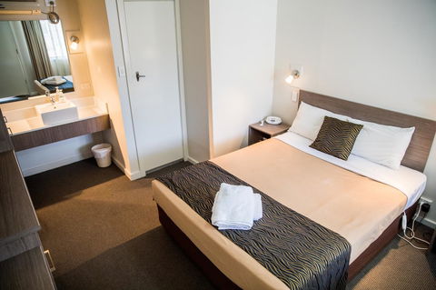 Lilac City Motor Inn & Steakhouse - Hotel VIC 29