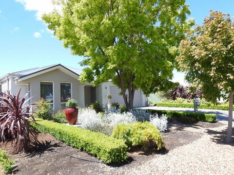 Sanctuary In The Valley - Hotel VIC 2