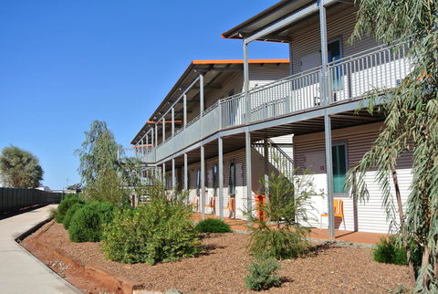 Capricorn Village - Hotel VIC 17