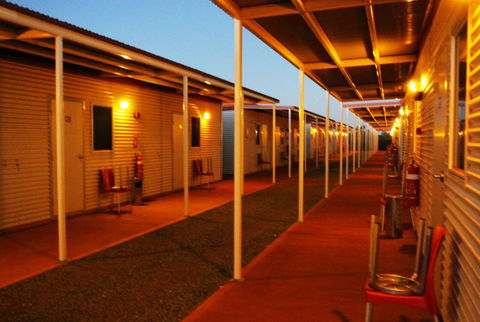 Capricorn Village - Hotel VIC 13
