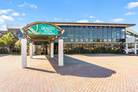 Book Bunbury Accommodation Vacations Hotel VIC Hotel VIC