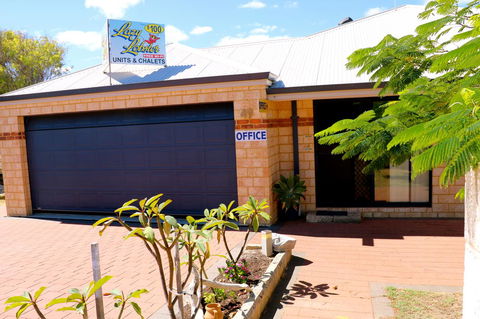 Lazy Lobster Holiday Units & Chalets - Hotel VIC 17